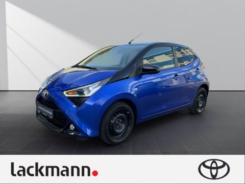 Toyota Aygo 1.0 X-Clusiv Türer RFK CarPlay Leder Sitzh.